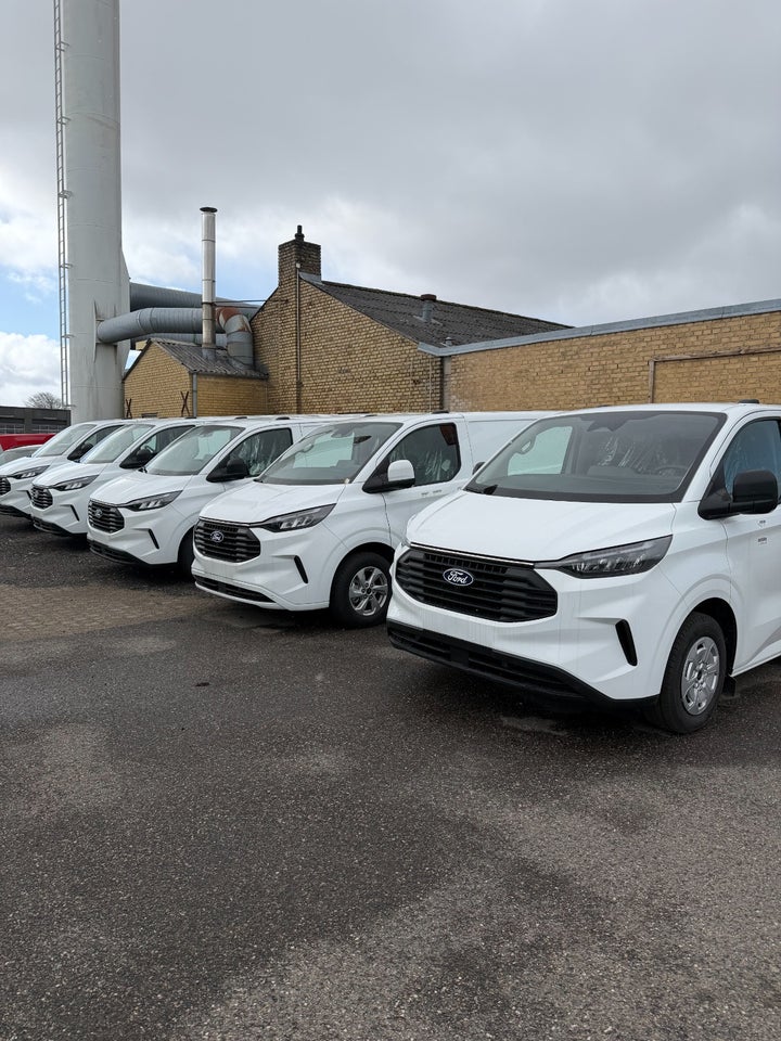 Ford Transit Custom 320 L2 2,0 EcoBlue Sport aut. AWD