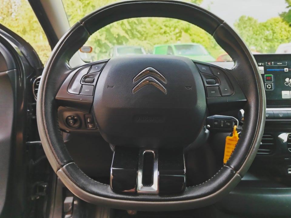 Citroën C4 Cactus 1,6 BlueHDi 100 Feel Van 5d