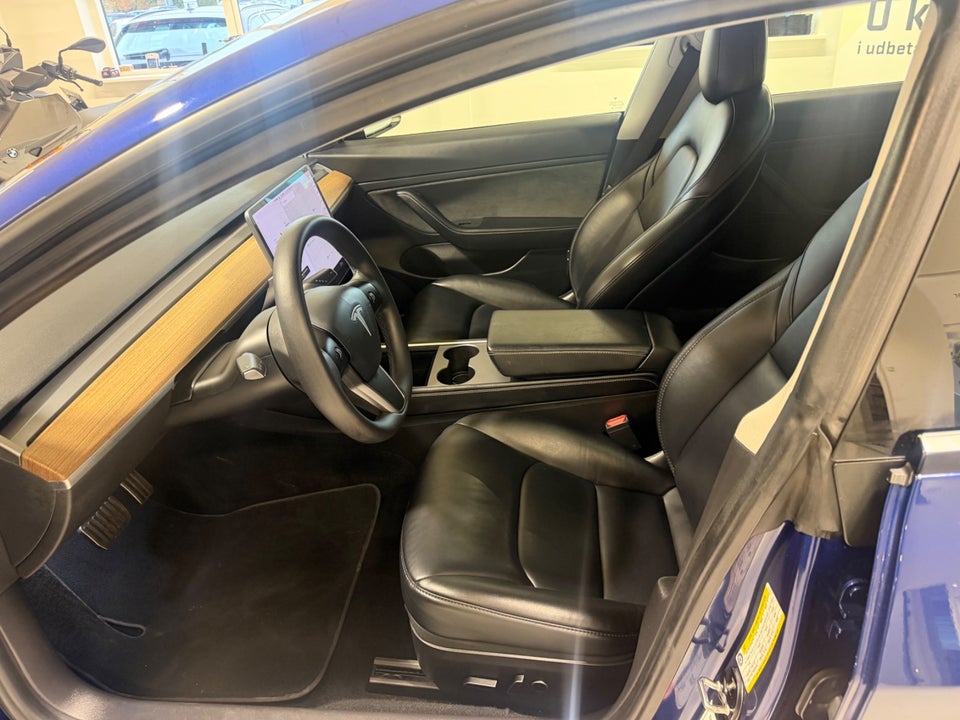Tesla Model 3 Long Range AWD 4d