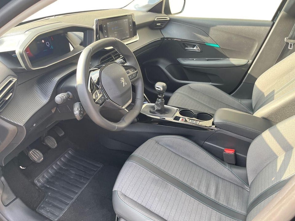 Peugeot 208 1,2 PureTech 100 Allure Pack 5d