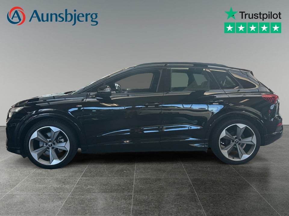 Audi Q4 e-tron 40 S-line 5d
