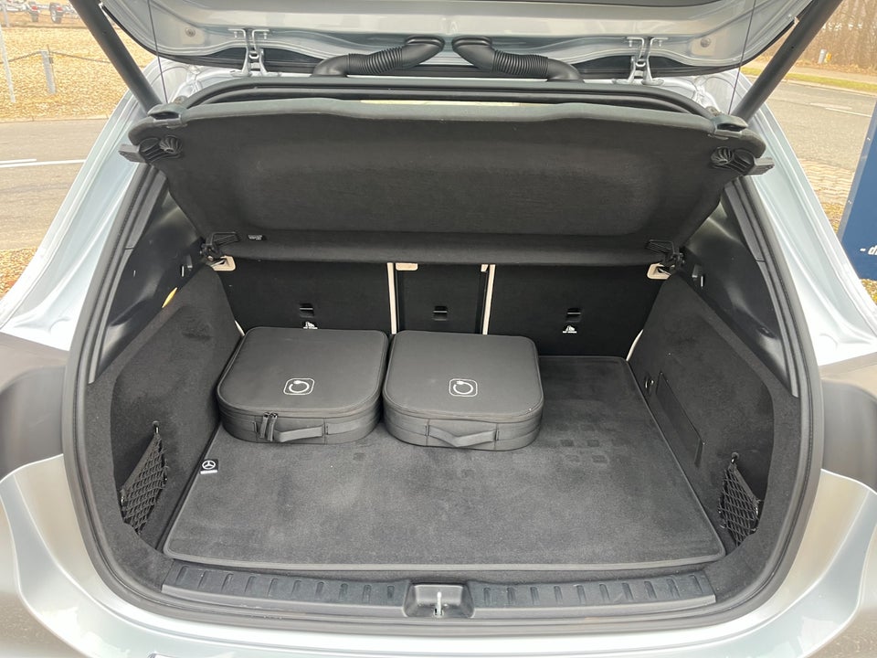 Mercedes EQA250 Progressive Advance 5d