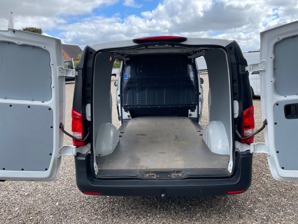 Mercedes Vito 114 2,0 CDi Kassevogn XL