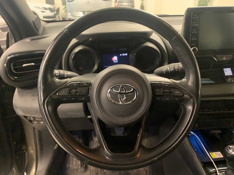 Toyota Yaris 1,5 Style 5d