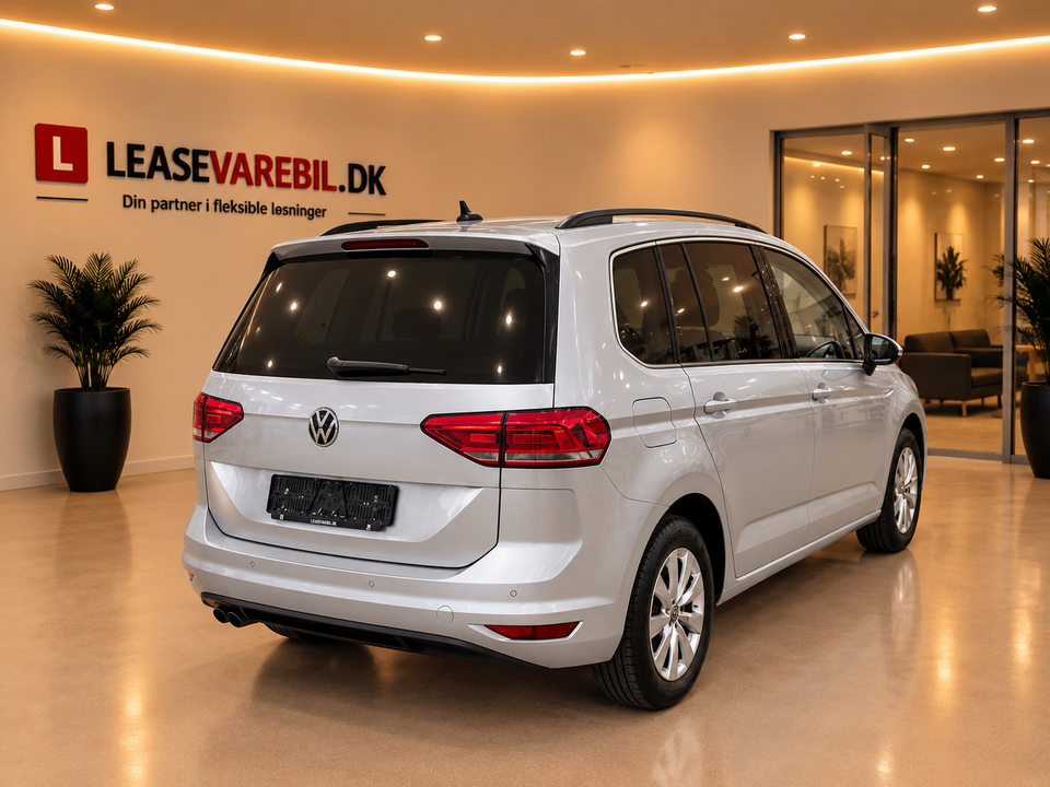 VW Touran 2,0 TDi 150 Highline DSG Van 5d