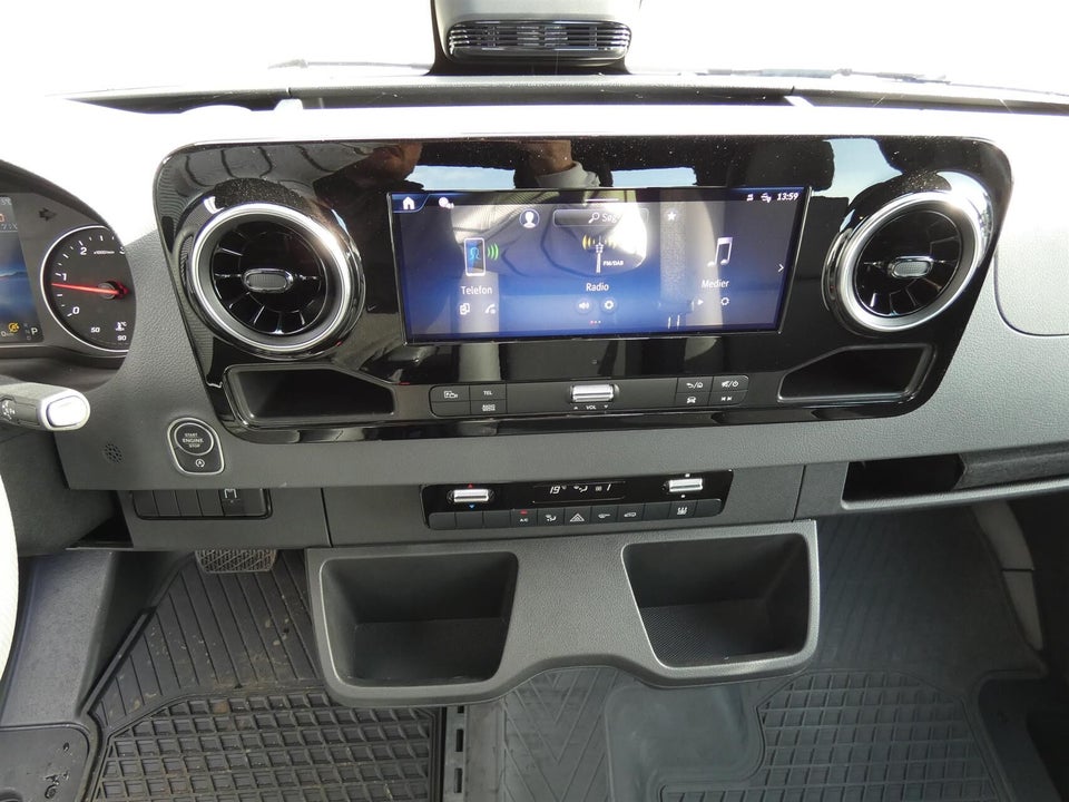 Mercedes Sprinter 317 2,0 CDi A3 Db.Kab PRO aut. RWD 4d