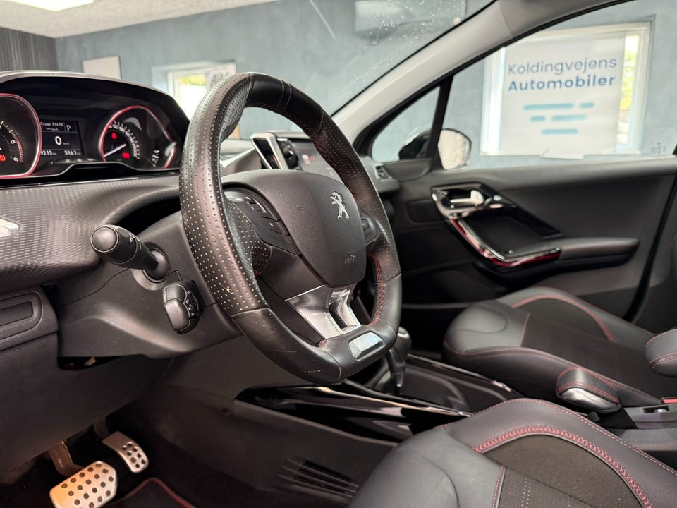 Peugeot 2008 1,5 BlueHDi 120 GT Line Sky EAT6 5d