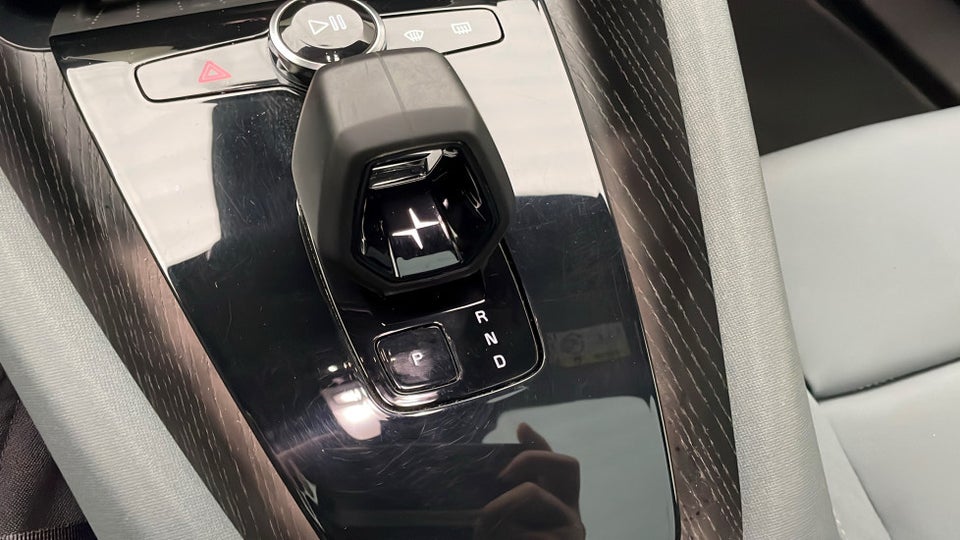 Polestar 2 Long Range AWD 5d