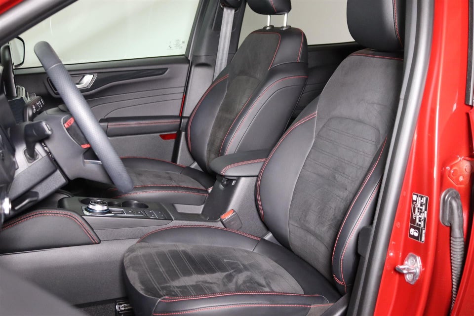 Ford Kuga 2,5 PHEV ST-Line X CVT 5d