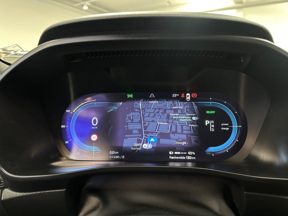 Volvo XC40 P6 ReCharge Plus 5d