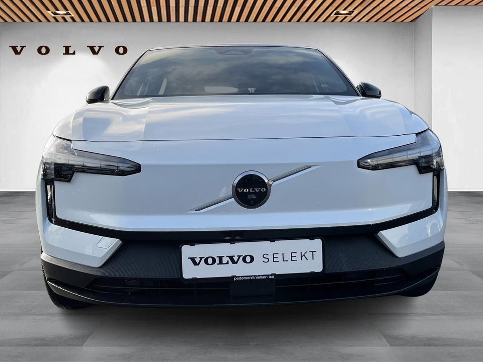 Volvo EX30 Extended Range Ultra 5d