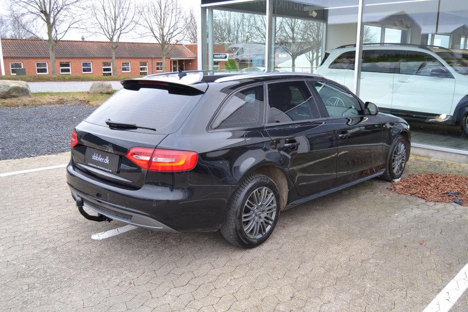 Audi A4 2,0 TDi 143 S-line Avant 5d