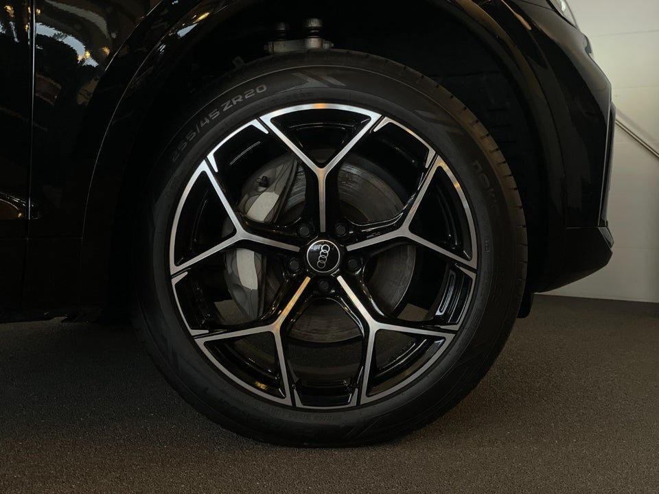 Audi Q5 50 TFSi e S-line Midnight Edition quattro S-tr. 5d