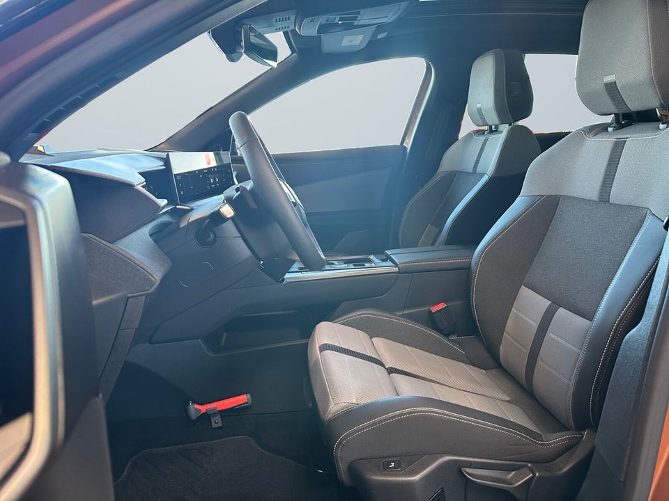 Opel Grandland-e 73 GS Sky 5d