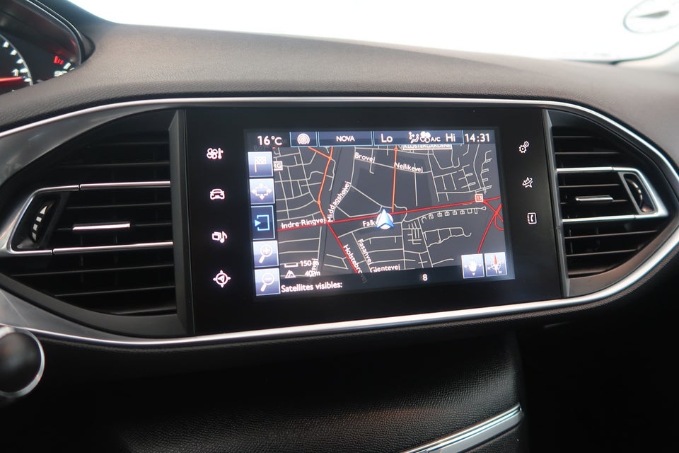 Peugeot 308 1,6 BlueHDi 120 Allure SW 5d