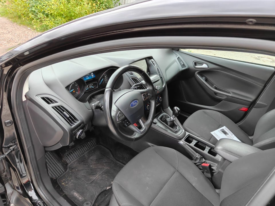 Ford Focus 1,0 SCTi 125 Fun stc. 5d