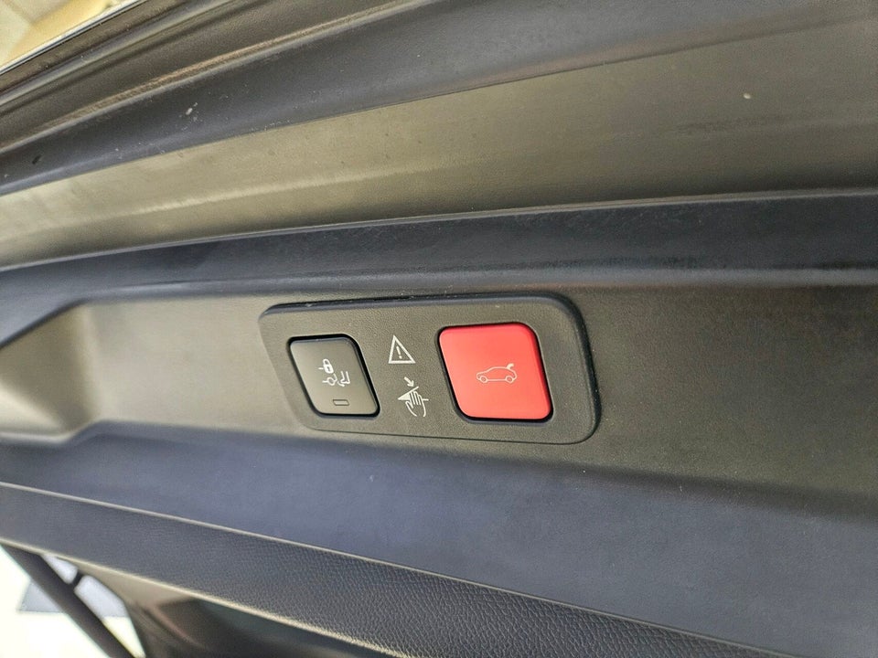 Peugeot 5008 1,5 BlueHDi 130 Allure Pack EAT8 7prs 5d