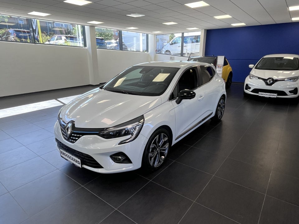 Renault Clio V 1,6 E-Tech Intens 5d