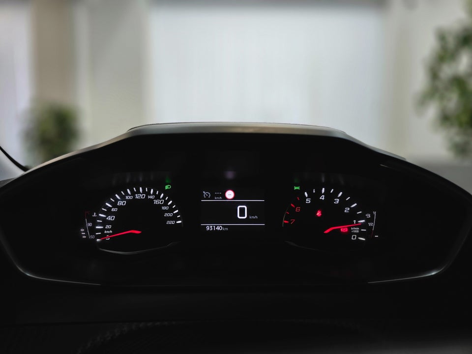 Peugeot 208 1,2 PureTech 75 Prime 5d