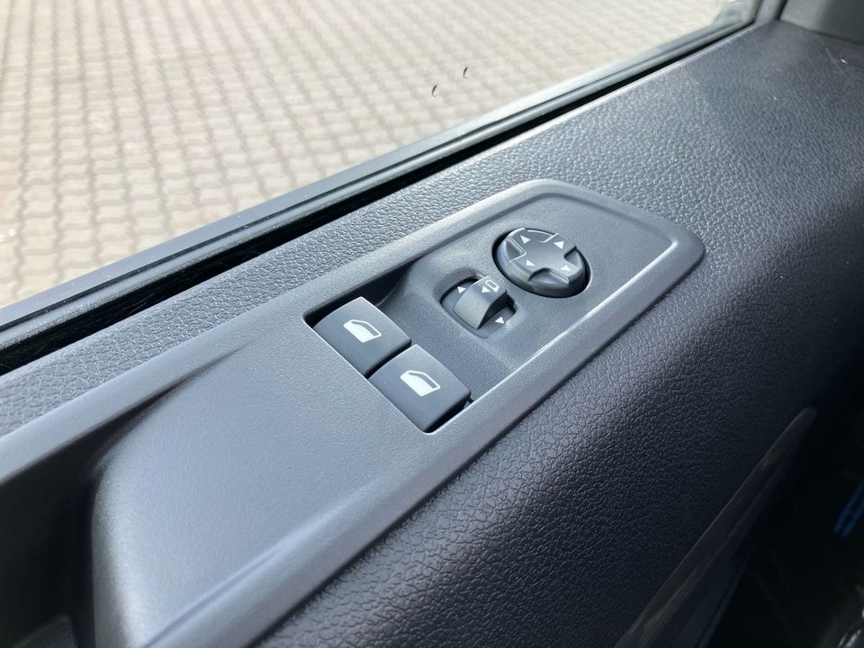 Peugeot Expert 2,0 BlueHDi 144 L3 Premium EAT8 Van