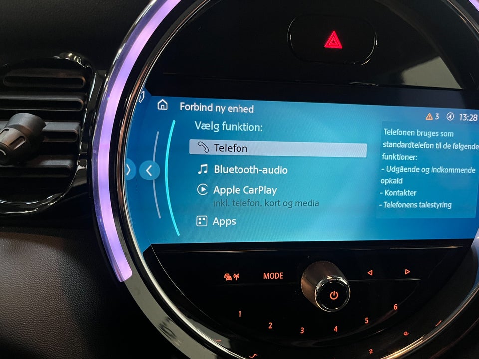 MINI Cooper SE Essential 3d