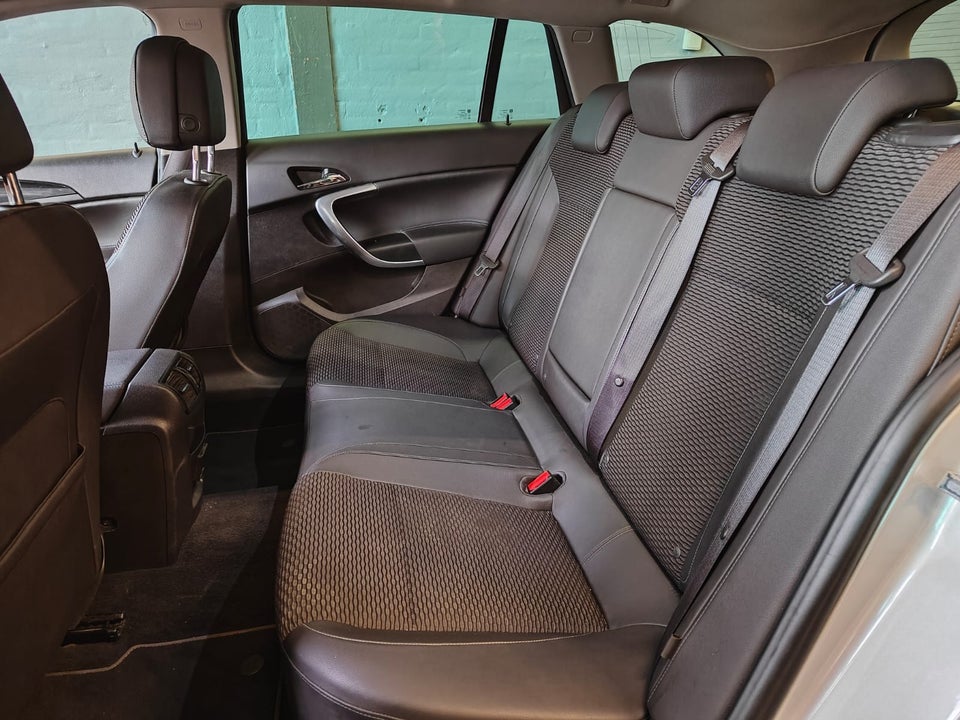 Opel Insignia 1,6 CDTi 136 Cosmo Sports Tourer aut. 5d