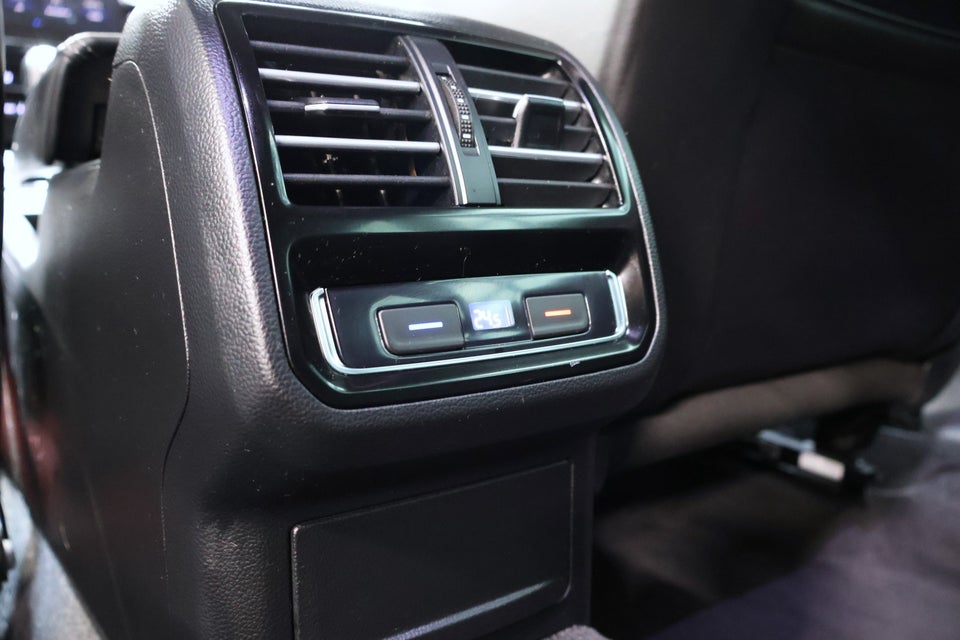 VW Passat 1,4 TSi 150 R-line Variant DSG BMT 5d