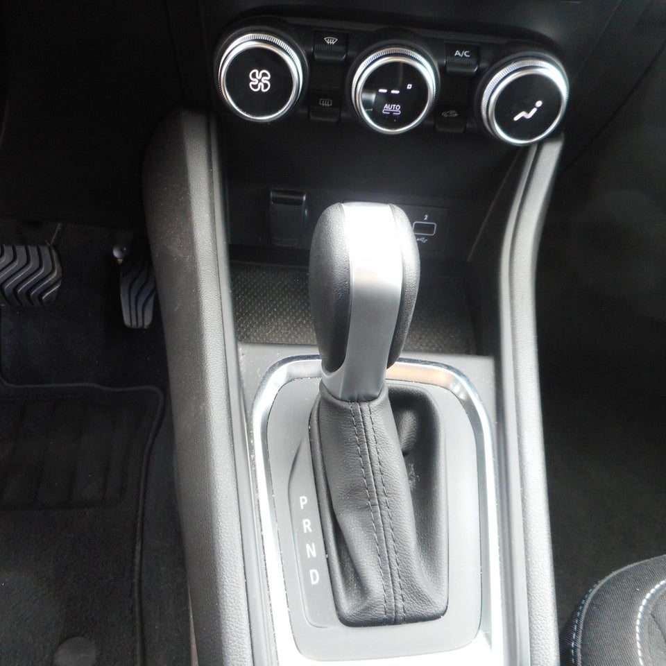Renault Captur 1,3 TCe 130 Zen EDC 5d