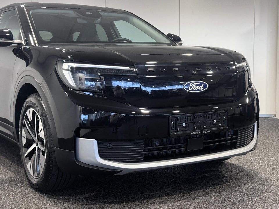 Ford Explorer 77 Select Extended Range 5d