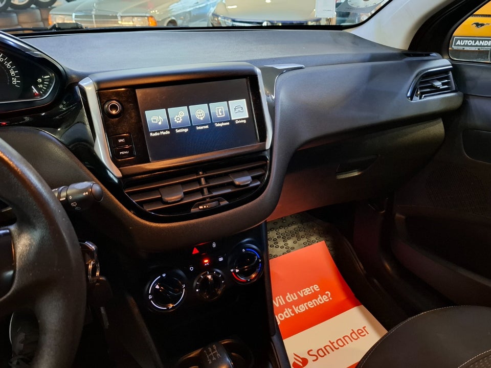 Peugeot 208 1,6 BlueHDi 100 Active 5d