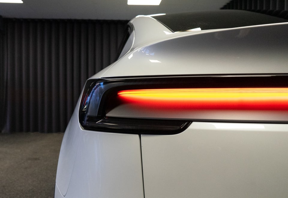 Tesla Model Y Premium Long Range AWD 5d