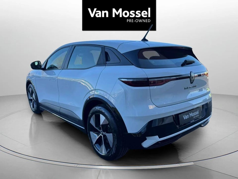 Renault Megane E-Tech 40 Equilibre 5d