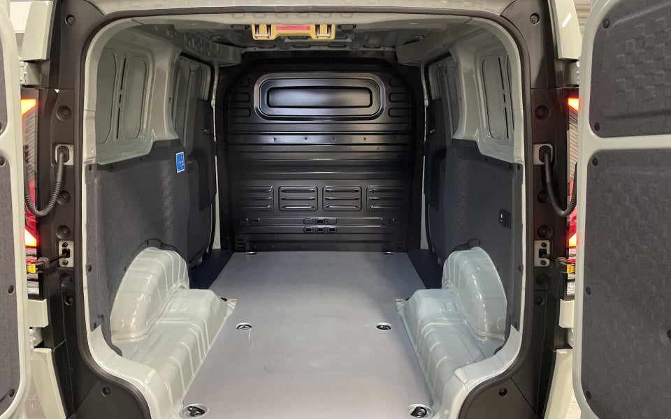 Kia PV5 71 Long Range Work Pro