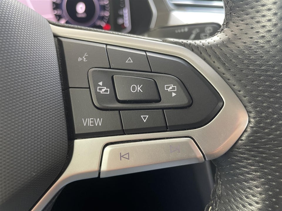 VW Passat 1,4 GTE High DSG 4d