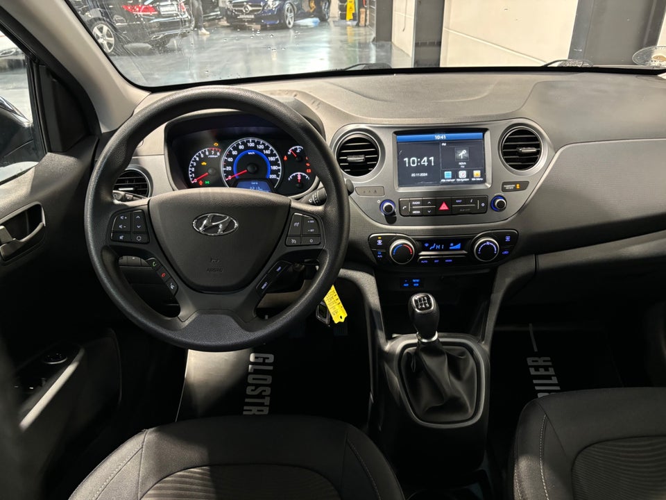 Hyundai i10 1,0 Touch 5d