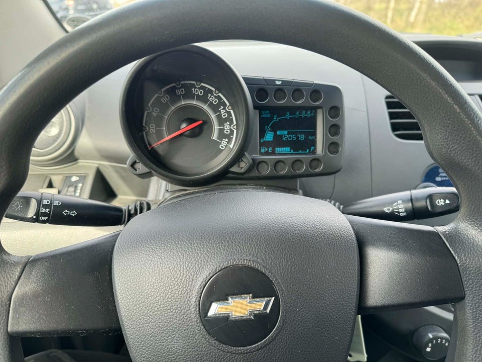 Chevrolet Spark 1,0 LS 5d