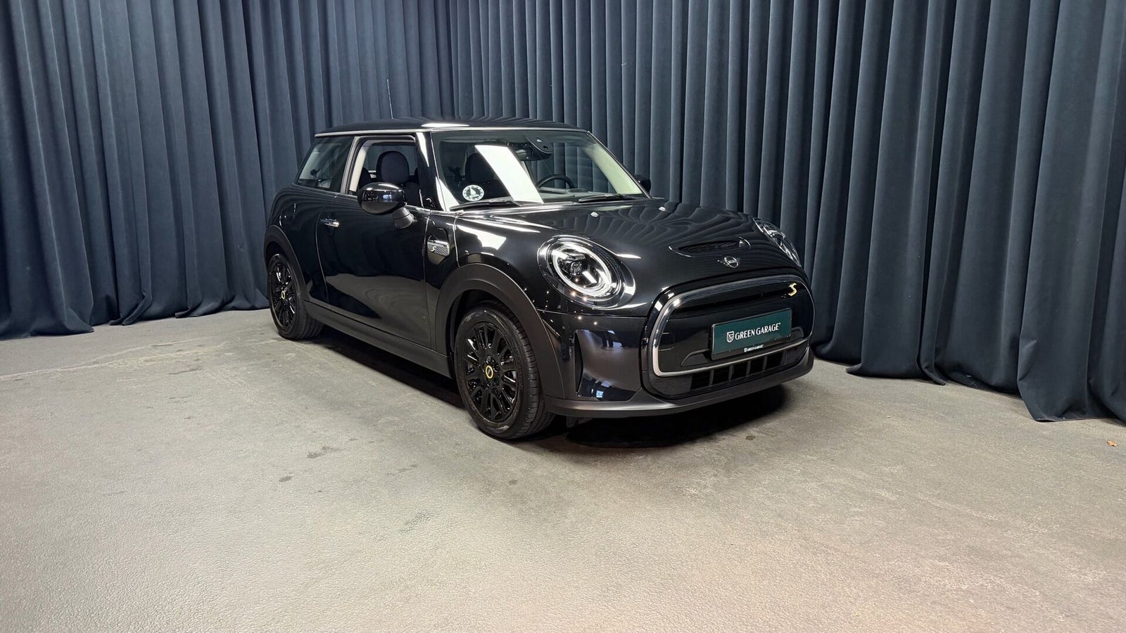 MINI Cooper SE Classic Trim 3d