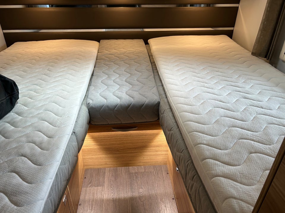 Adria Sonic Supreme 2,3 710 SL aut. 2d