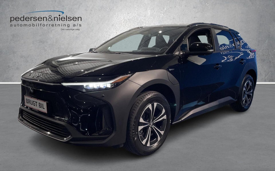 Toyota bZ4X Executive 5d