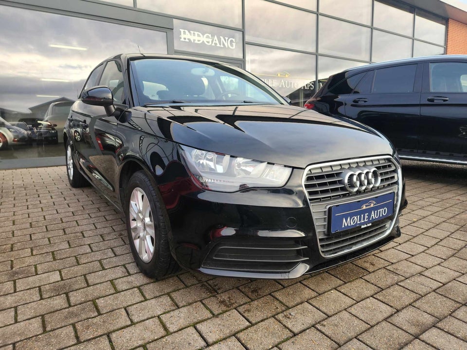 Audi A1 1,4 TFSi 122 Attraction Sportback S-tr. 5d