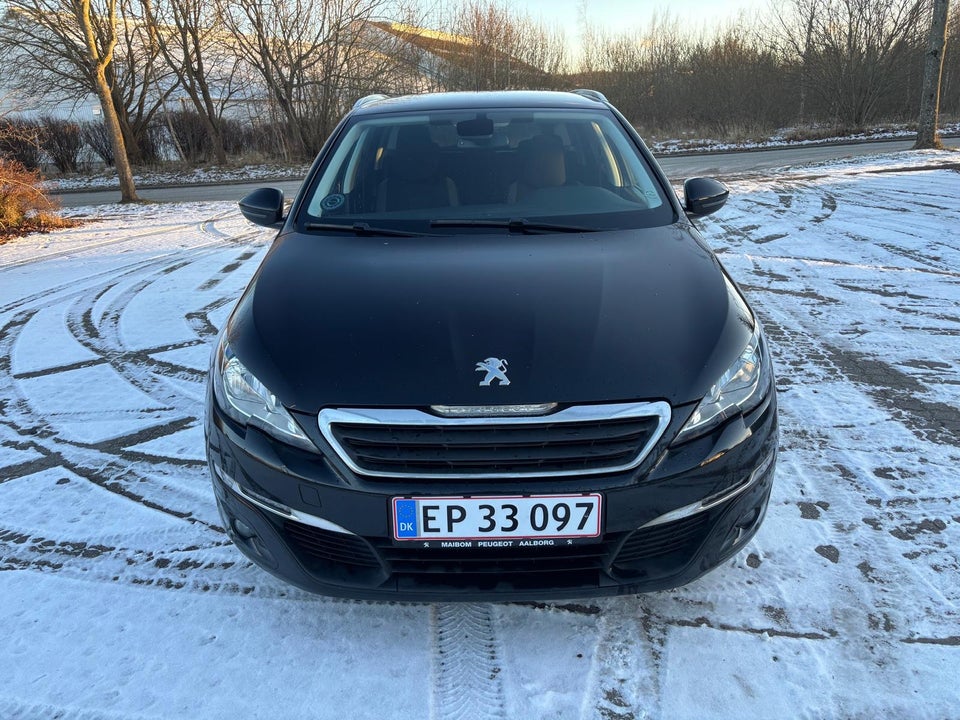 Peugeot 308 1,6 BlueHDi 120 Style SW 5d