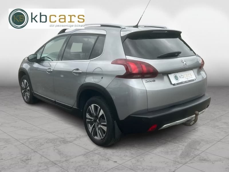 Peugeot 2008 1,2 e-THP 110 Allure Sky EAT6 5d