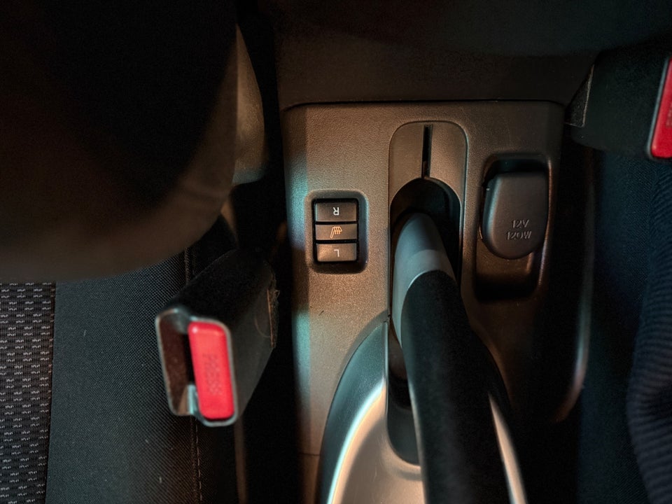 Toyota Auris 1,6 T2 5d