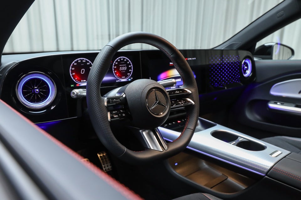 Mercedes CLA250+ EQ AMG Advance Plus 4d