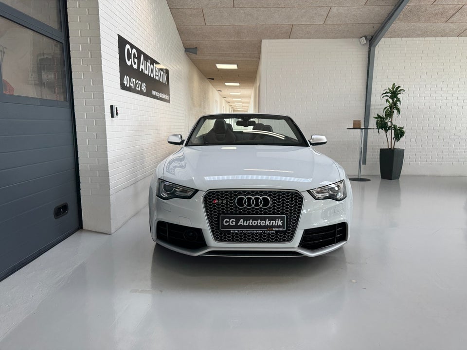 Audi RS5 4,2 FSi Cabriolet quattro S-tr. 2d