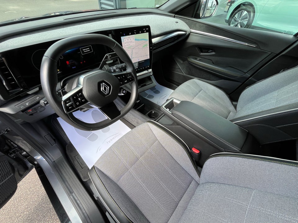 Renault Megane E-Tech 60 Techno 5d