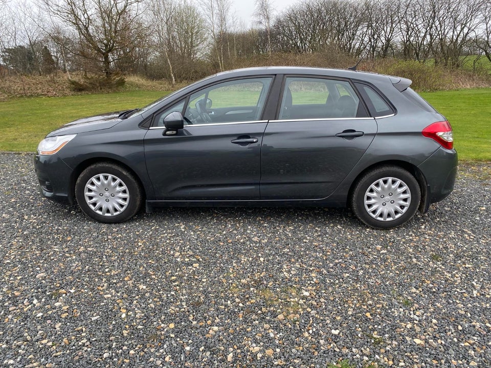 Citroën C4 1,6 e-HDi 115 Seduction 5d