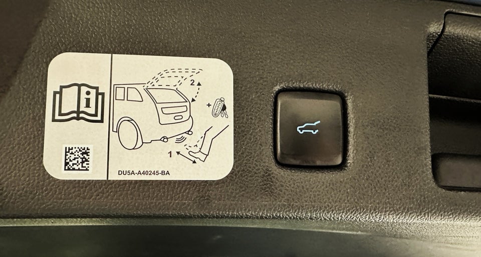 Ford Kuga 2,5 PHEV ST-Line X CVT 5d