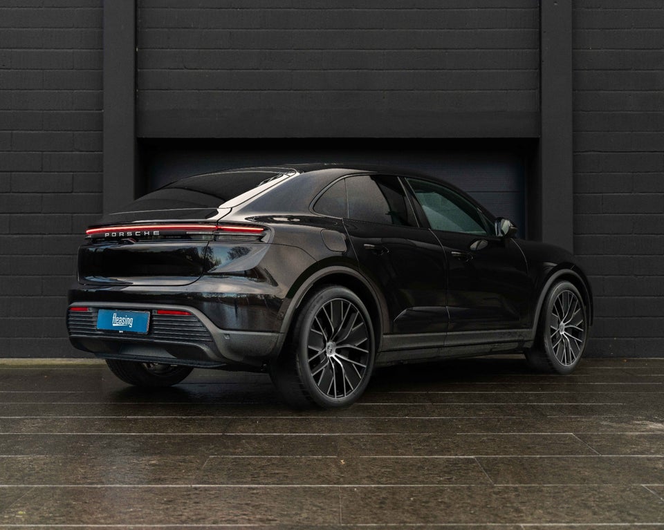 Porsche Macan 4 5d