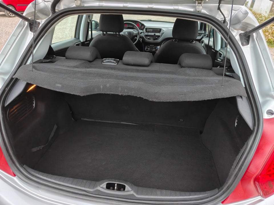 Peugeot 208 1,0 VTi Access 5d